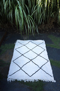 Small Beni Ourain flatweave rug black white